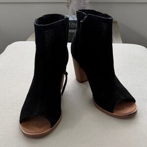 Open toe TOMS heels